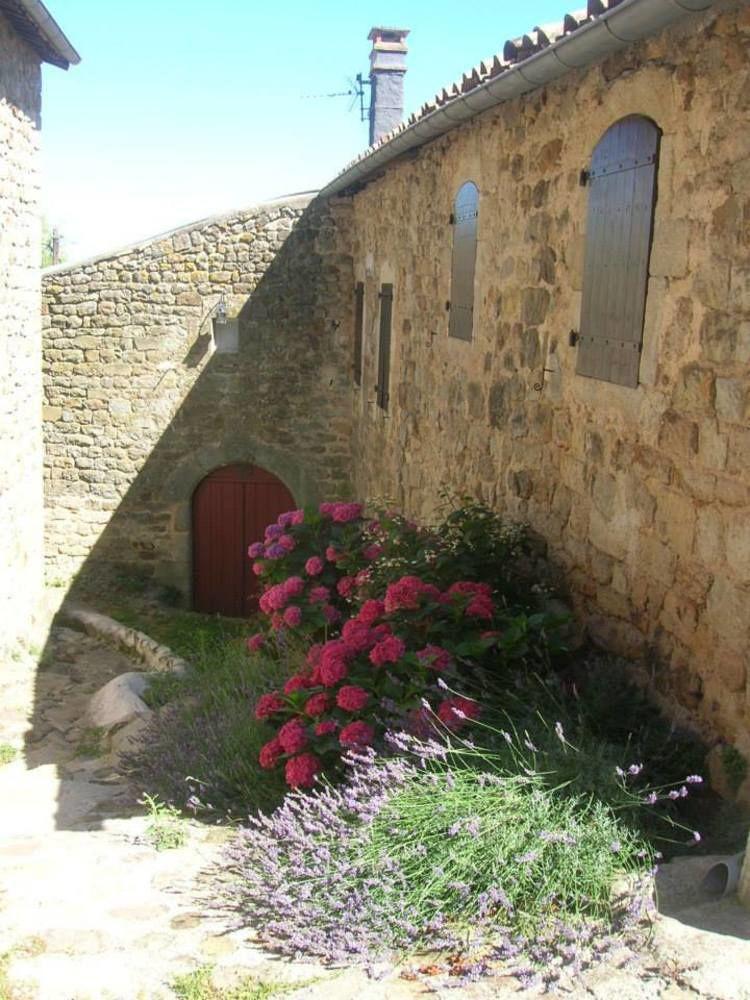 Hotel Aux Vieux Arceaux Mercuer Exterior foto